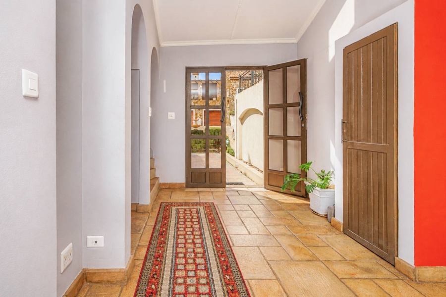 5 Bedroom Property for Sale in Estate D Afrique North West